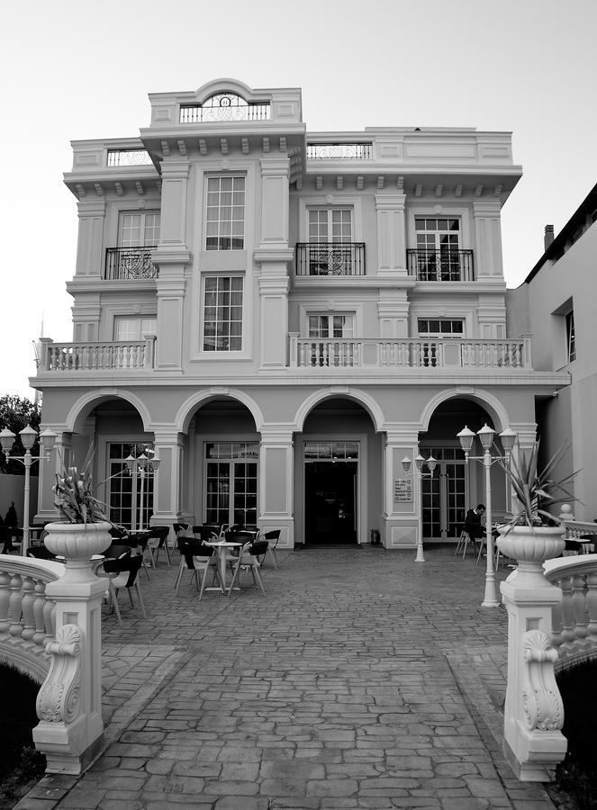 Hotel Vila Imperial Elbasan Eksteriør billede