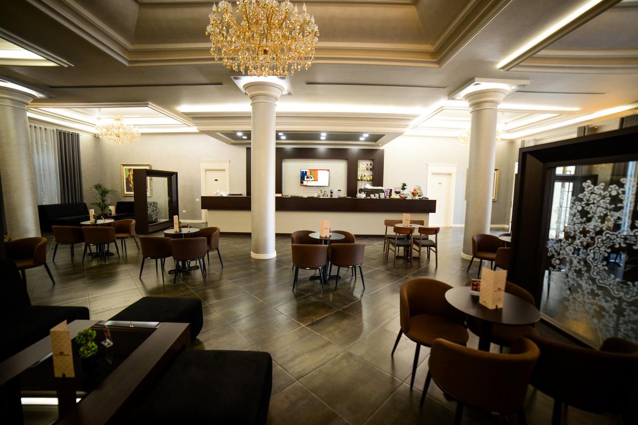 Hotel Vila Imperial Elbasan Eksteriør billede