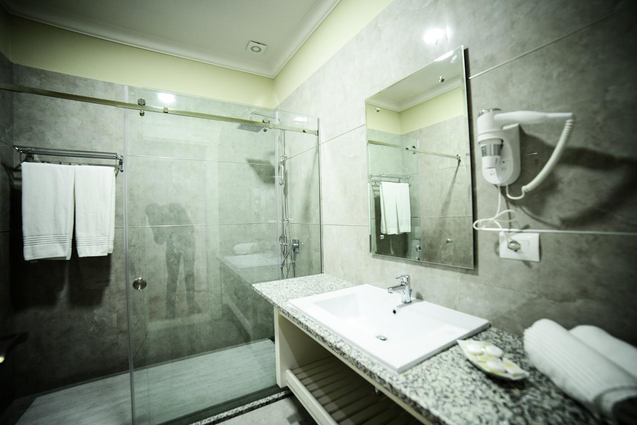 Hotel Vila Imperial Elbasan Eksteriør billede