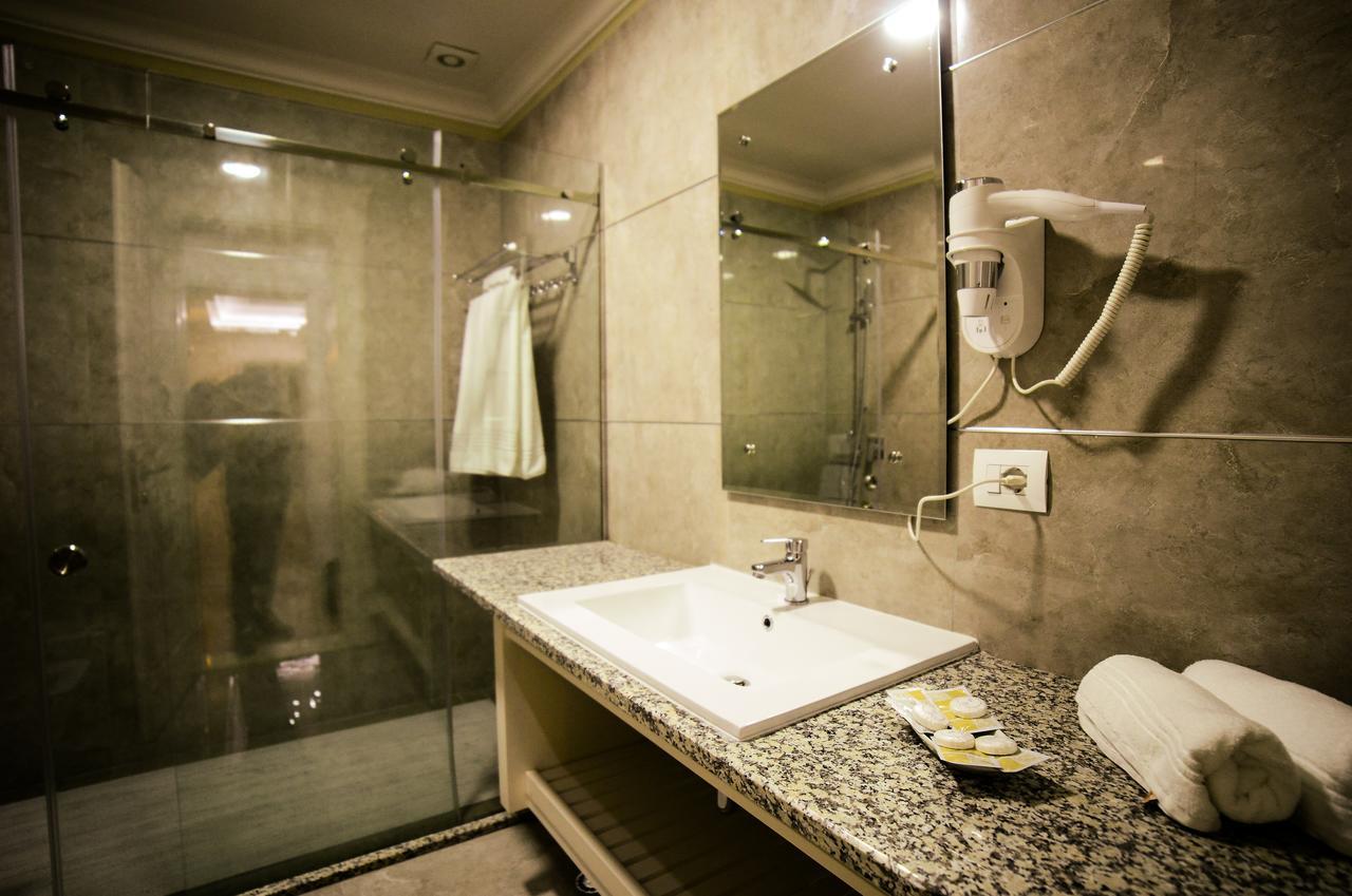 Hotel Vila Imperial Elbasan Eksteriør billede