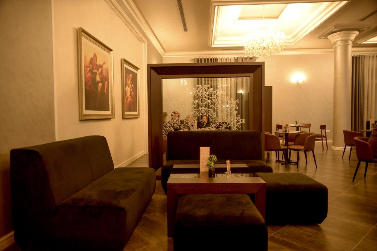 Hotel Vila Imperial Elbasan Eksteriør billede